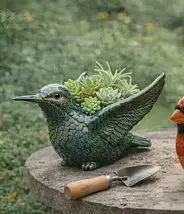 2PCS Red Cardinal Succulent Planter Gardening Set – Resin Flower Pots with 1 Mini Garden Trowel Tool, Creative Succulent Pots for Indoor & Outdoor Decor, Ideal Gift for Plant Lovers