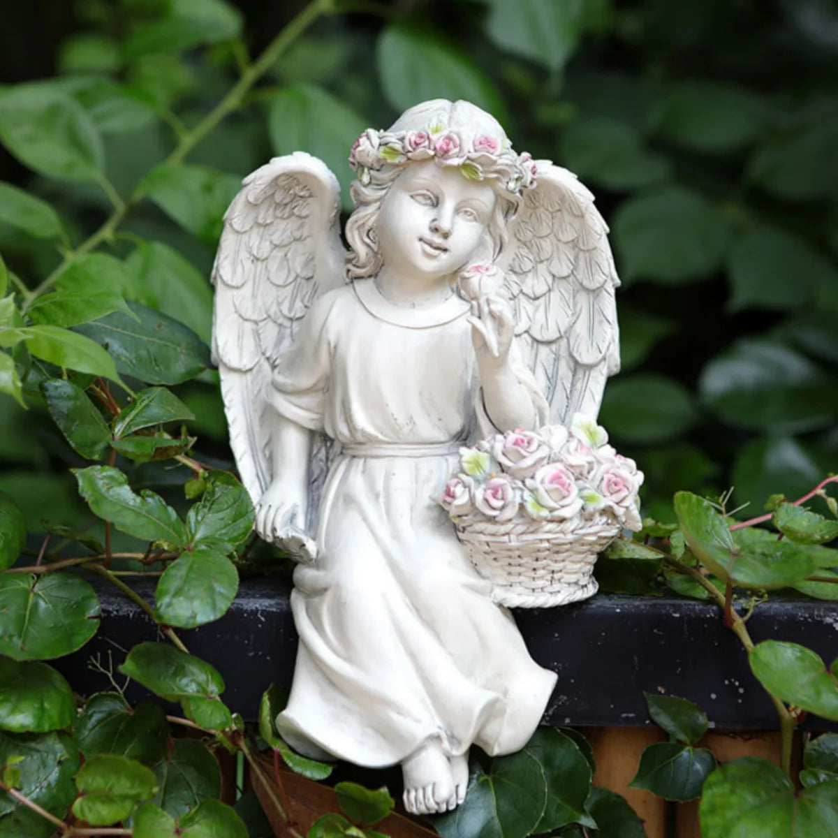 Outdoor Garden Solar Statue Light, Solar Garden Angel Statue Solar, Resin Garden Tableside Flower Basket Angel Statue Light, Resin angel holding flower basket decoration ornament, for Outside Yard Lawn Home Decor