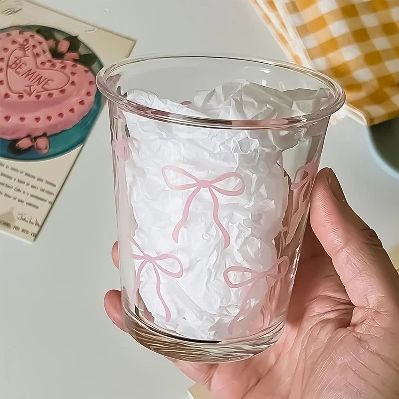 Delicate Glass Bow Cup For Ladies Party And Gathering