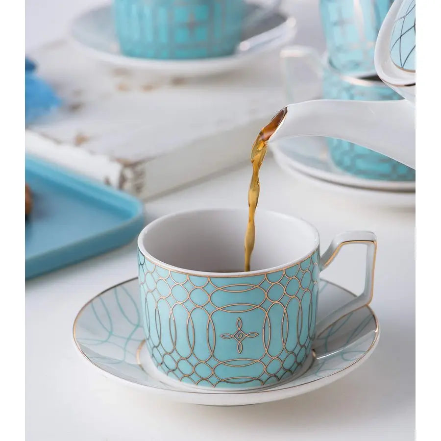 Porcelain Tea Set For 4 With Cups Saucers And Spoon