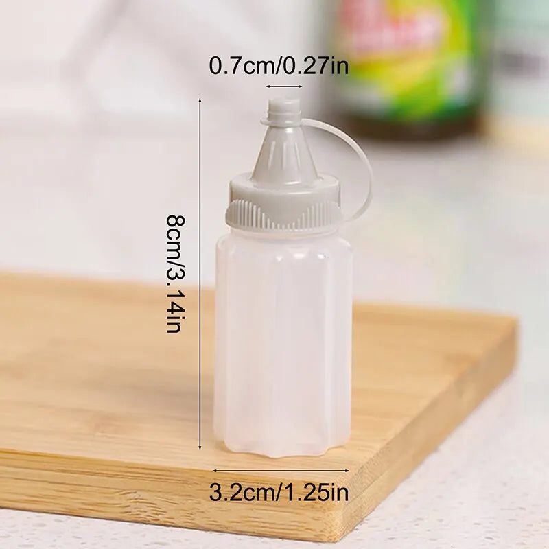 Portable Sauce and Vinegar Squeeze Bottle Set 4 Pack